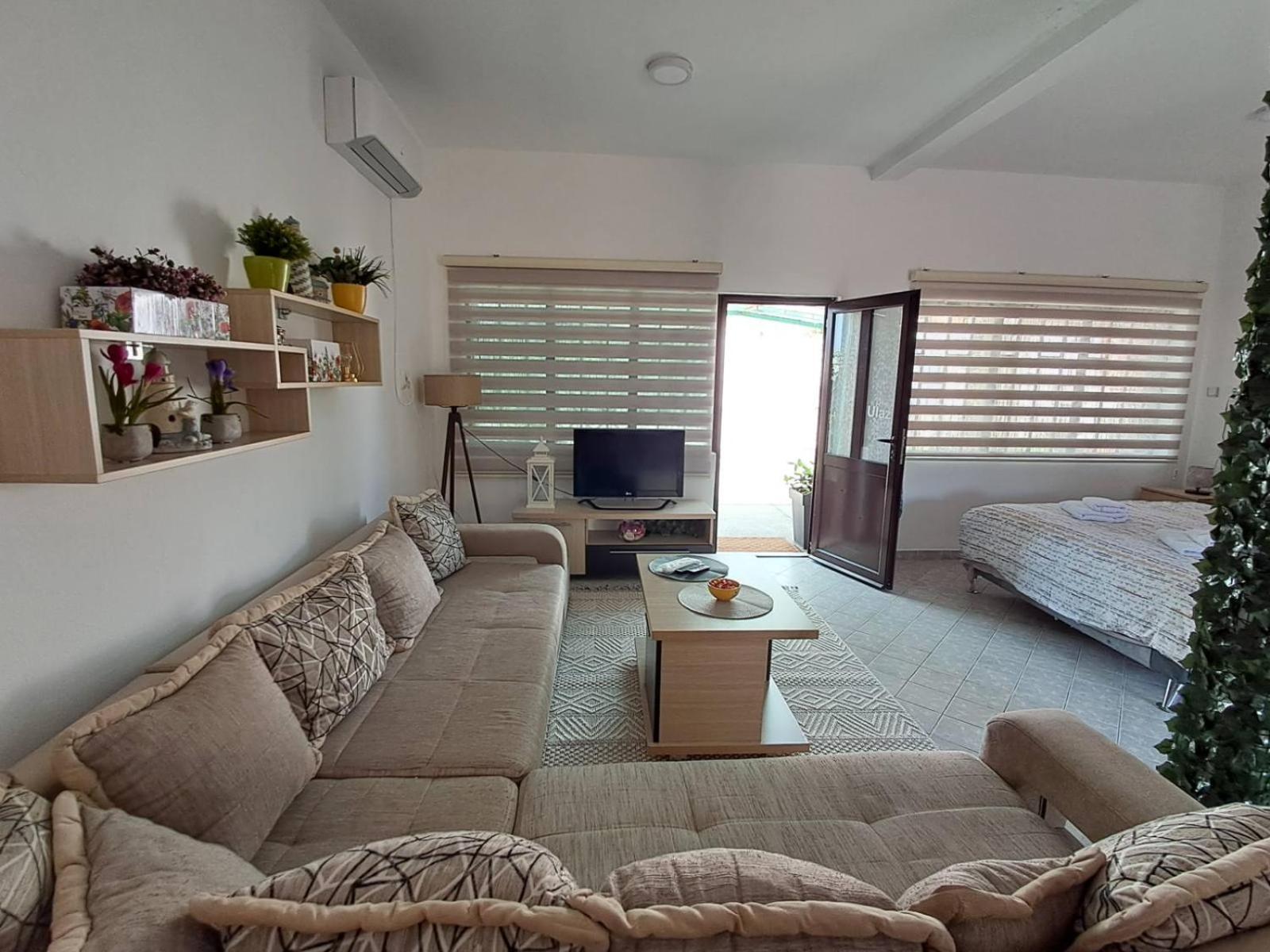 Olive Apartment Podgorica Kültér fotó