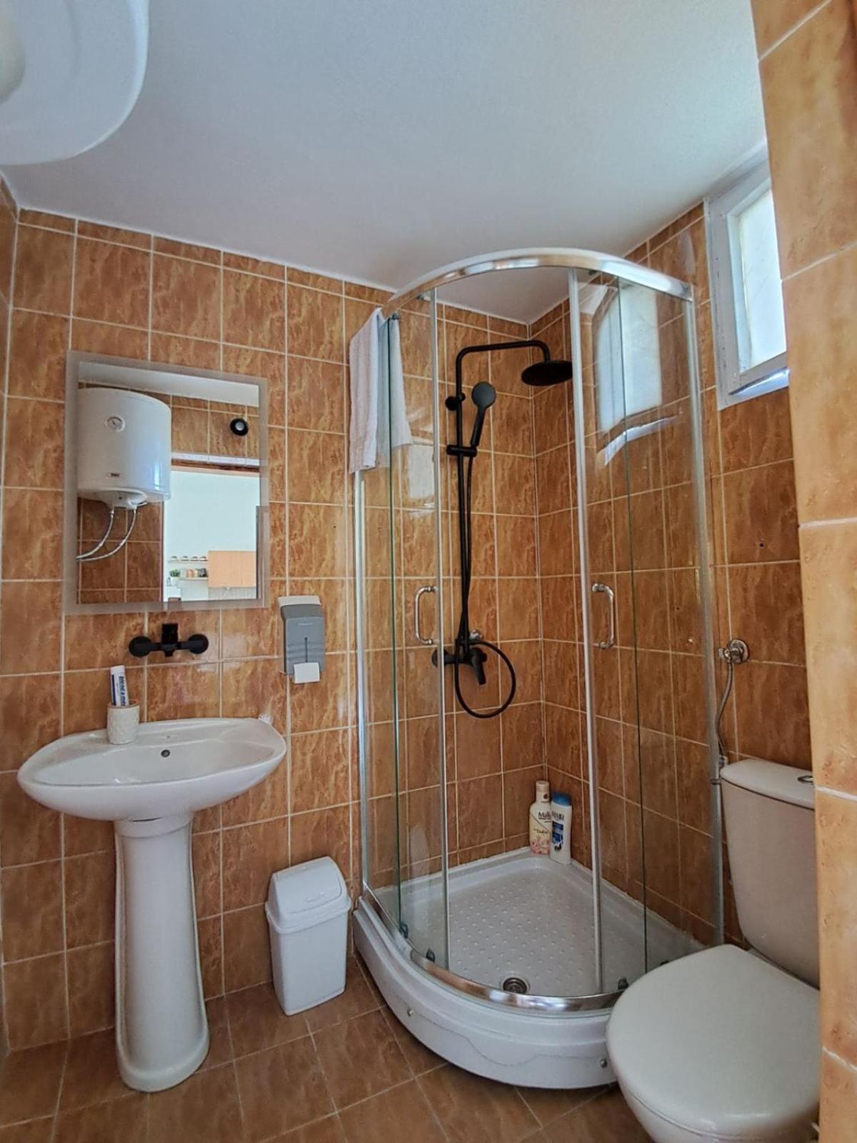 Olive Apartment Podgorica Kültér fotó